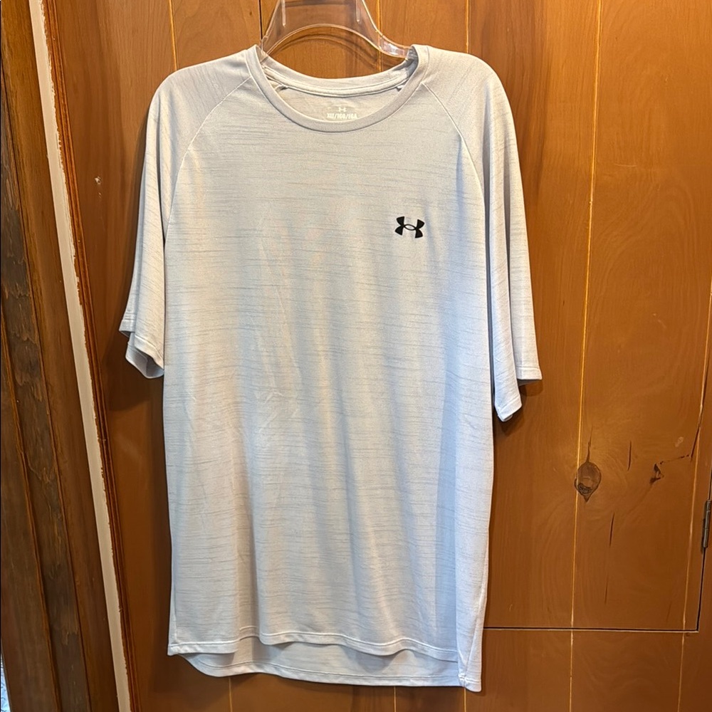 Under Armour Men's Gray T-Shirt